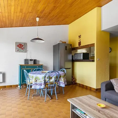 Port La Roquille- 106- Lumineux- 6 Pers Apartment Agde